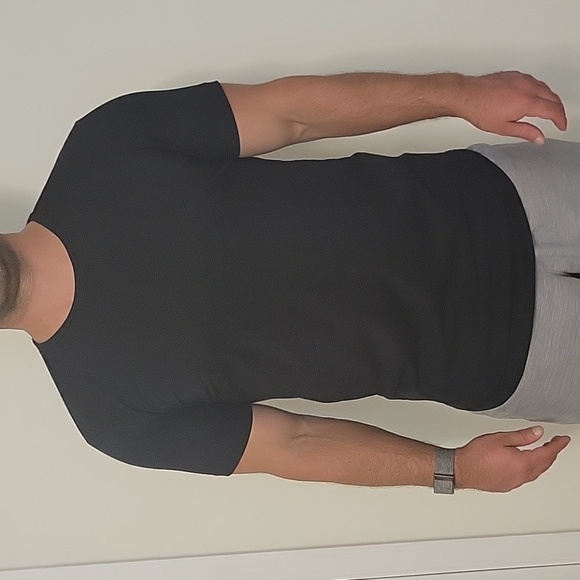 Cuts Curved Hem Tee - Picture 3 of 5
